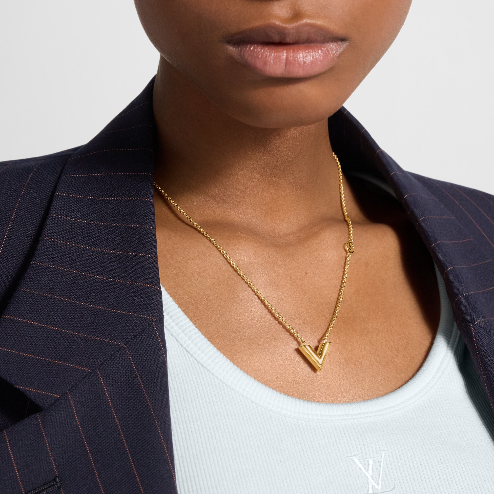 Essential V Necklace . - Fashion Jewellery | Louis Vuitton India